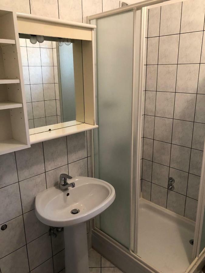 Apartments With Private Parking Башка-Вода Екстер'єр фото