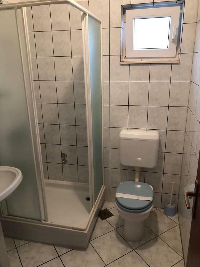 Apartments With Private Parking Башка-Вода Екстер'єр фото