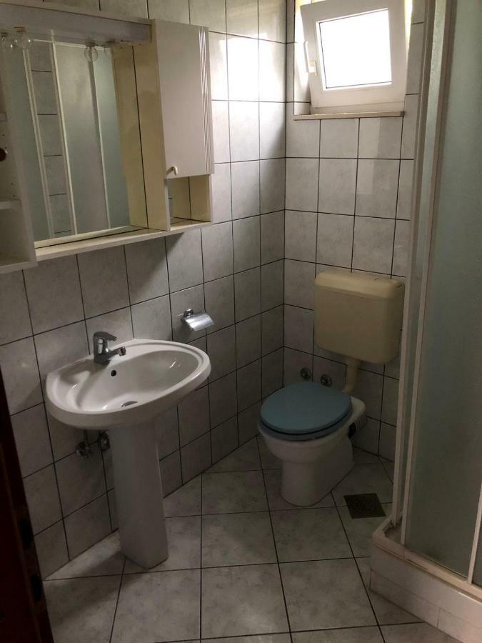 Apartments With Private Parking Башка-Вода Екстер'єр фото