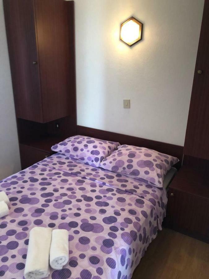 Apartments With Private Parking Башка-Вода Екстер'єр фото