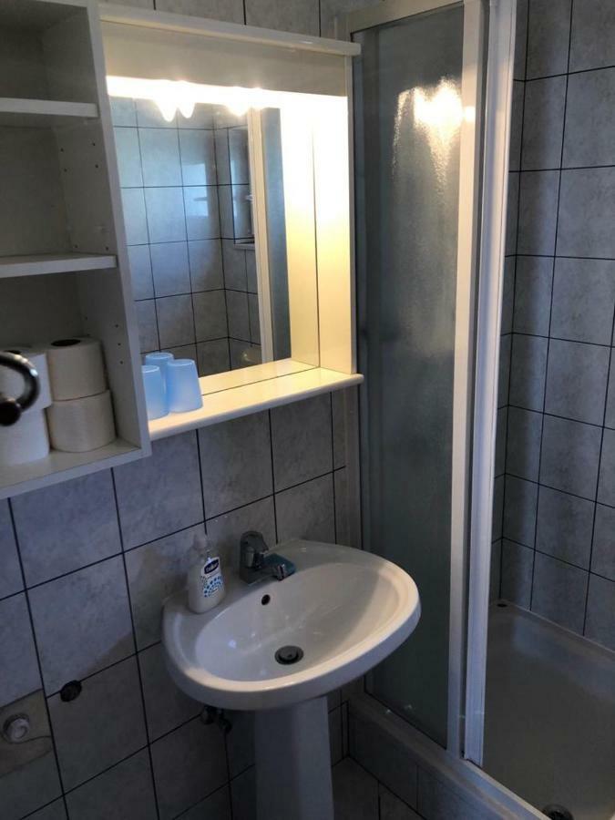 Apartments With Private Parking Башка-Вода Екстер'єр фото